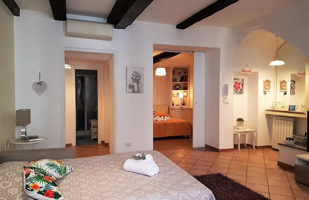 Il Salotto Di Via Giulia-1